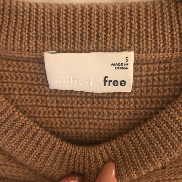 Wilfred Crop Sweater (Aritzia) - Picture 4 of 5